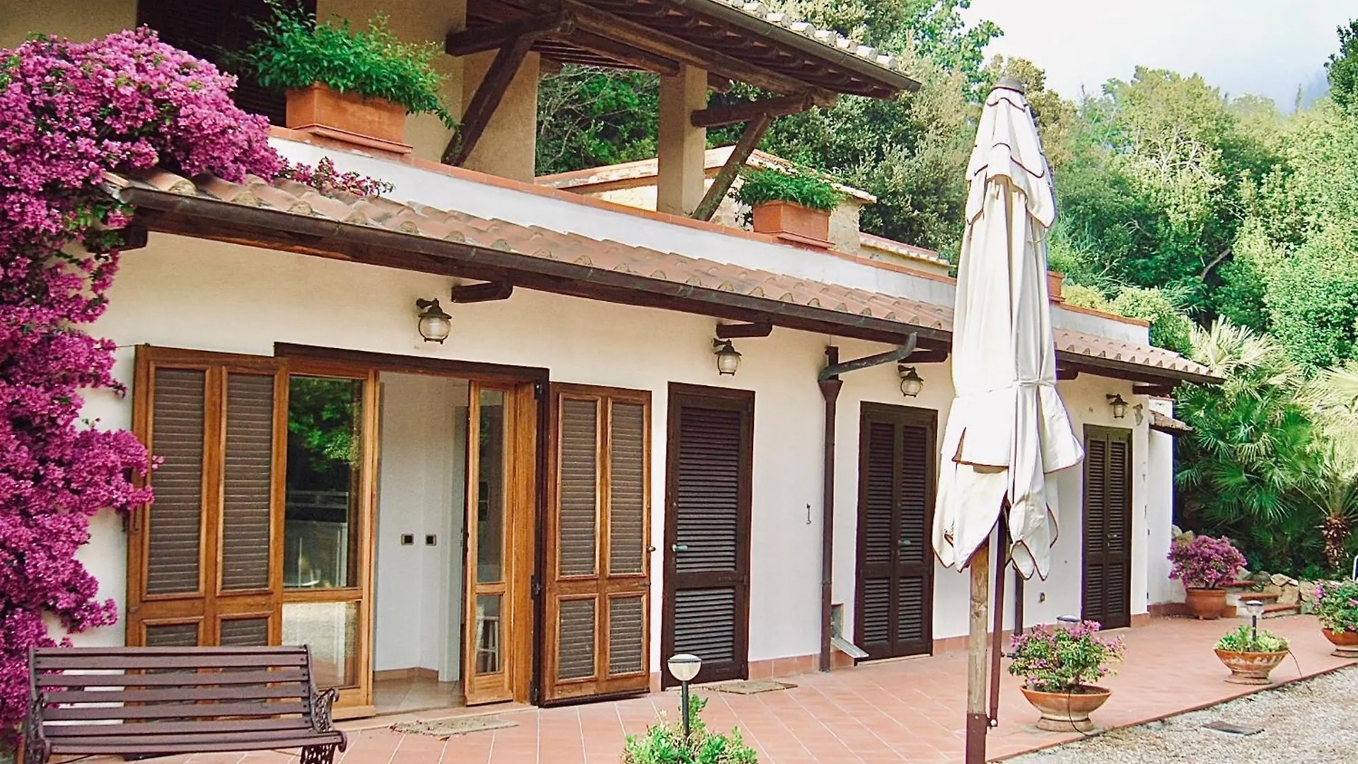 Villa Volpina 蒙泰亚尔真塔廖 公寓